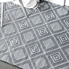 Grey & Ivory Handwoven 'Bien' Geometric Modern Rug