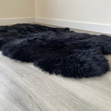 Black Sheepskin Rug (Quad)